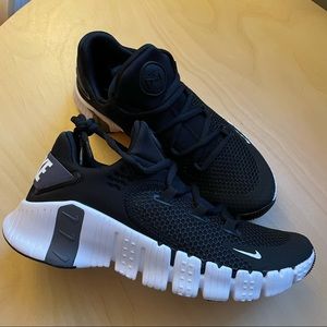 Size 8.5 Womens Nike Free Metcon 4 CrossFit Shoes